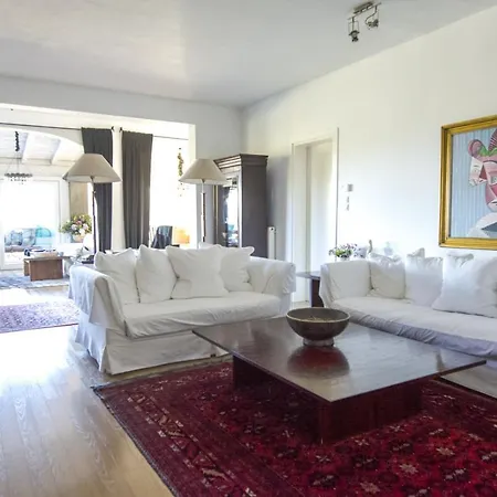 Urania Villa Nea Iraklitsa