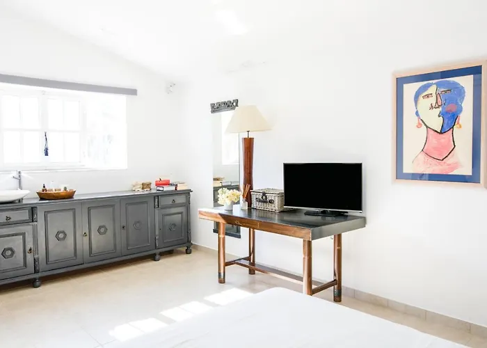 Urania Villa *