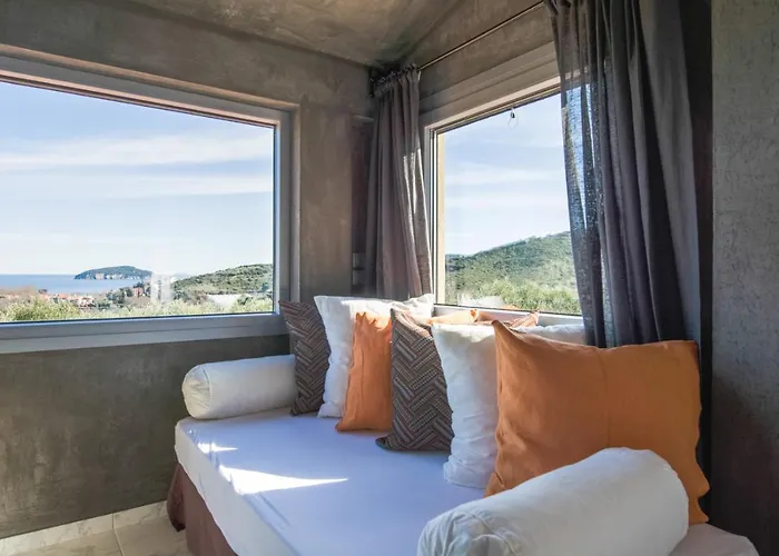 Villa Urania Nea Iraklitsa